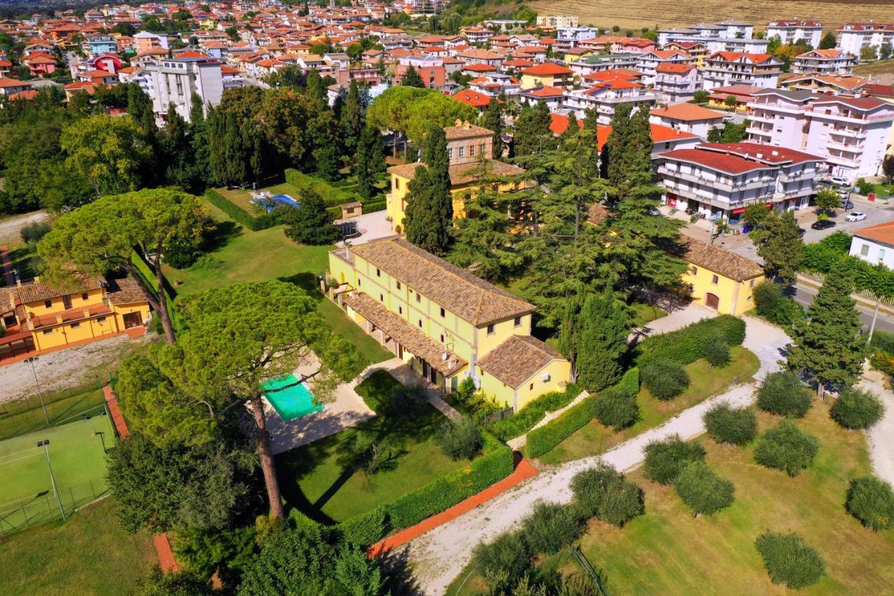 Agriturismo Villa Irelli Castellalto Eksteriør billede